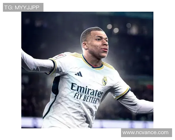 世界顶级足球球星介绍与成就盘点，解密绿茵场上的传奇与辉煌