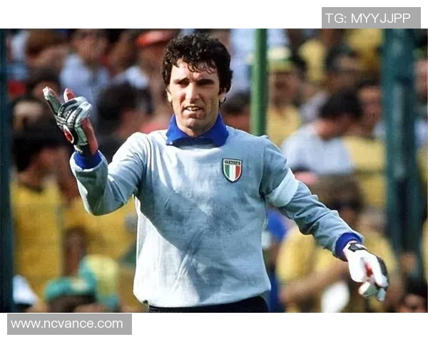 全球足坛十大统治级球星揭秘他们如何书写传奇历史