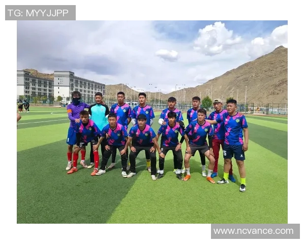 足球巨星的日常生活揭秘:训练、饮食与私下时光的完美平衡